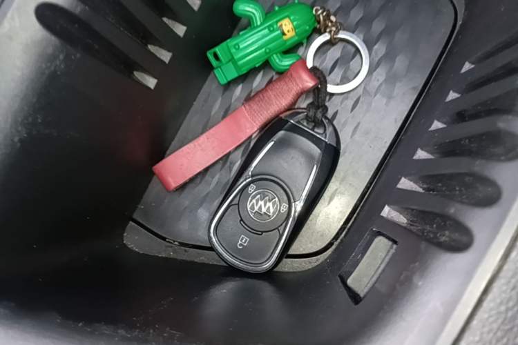 Used Buick Encore 2020 20T CVT Luxury Edition Vehicle Key