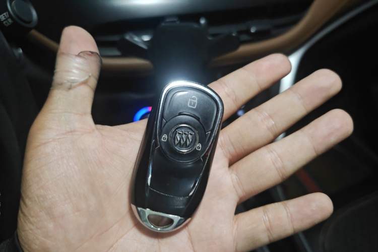 Used Buick Encore 2020 20T CVT Luxury Edition Vehicle Key