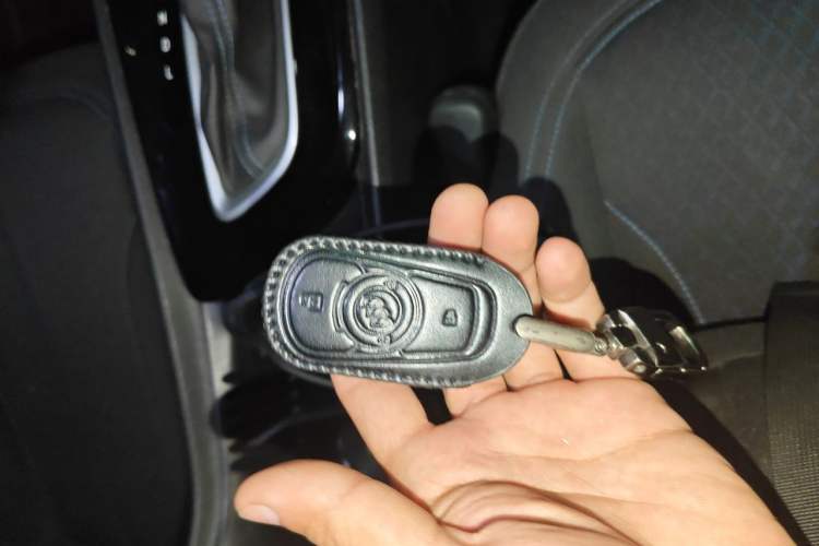 Used Buick Encore 2020 20T CVT Elite Edition Vehicle Key