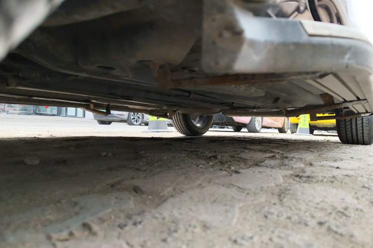 Used Buick Encore 2020 20T CVT Elite Edition Chassis Front Left