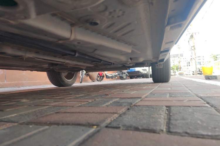 Used Buick Encore 2020 20T CVT Elite Edition Chassis Front Left