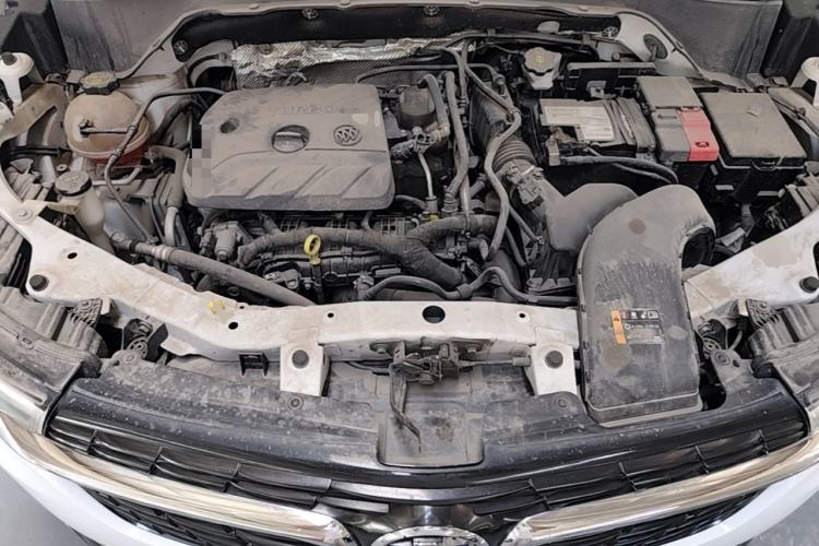 Used Buick Encore 2020 20T CVT Elite Edition Engine Bay