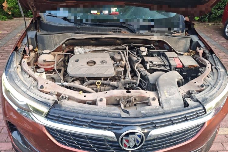 Used Buick Encore 2020 20T CVT Luxury Edition Engine Bay