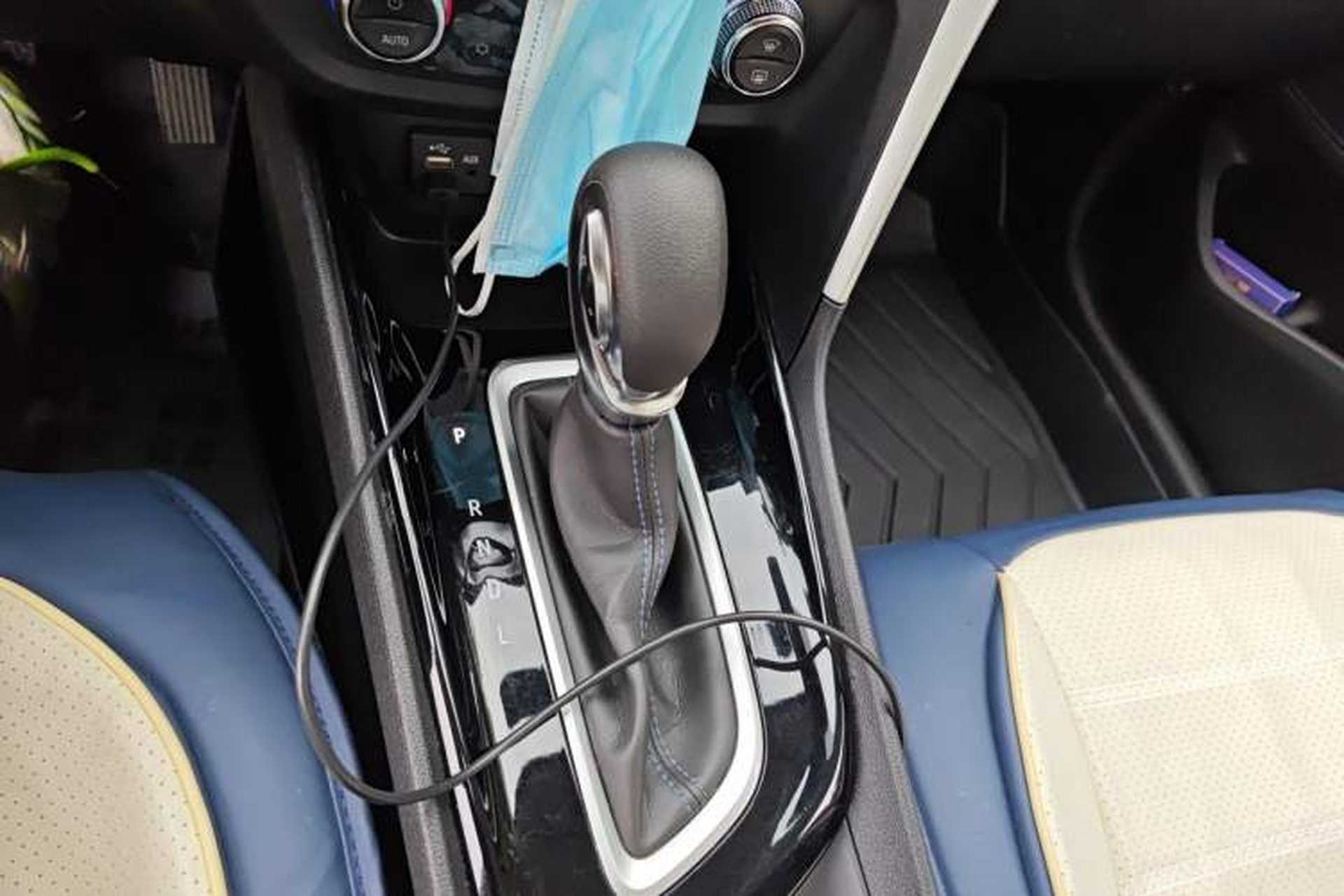 Used Buick Encore 2020 20T CVT Elite Edition Gear Lever