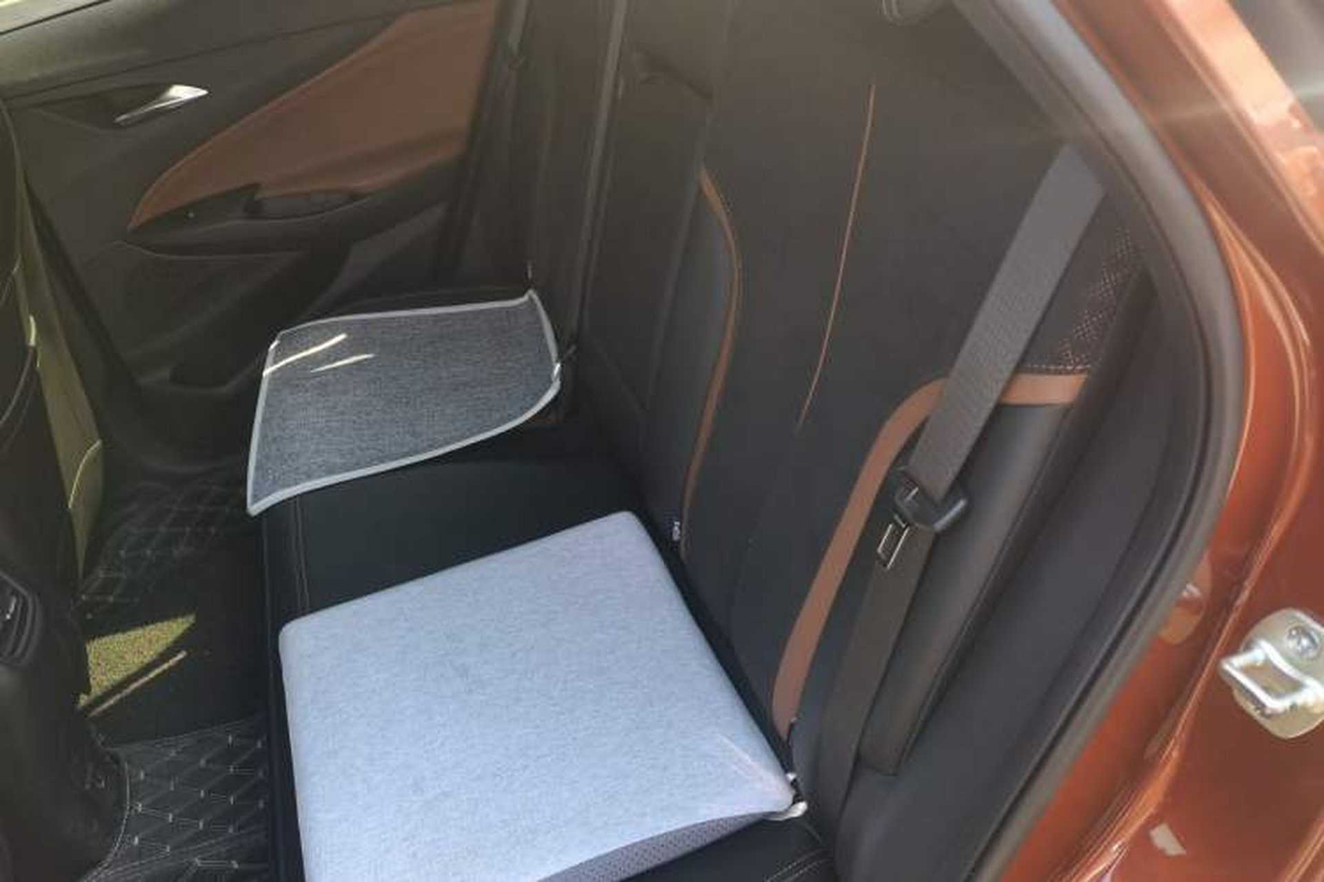 Used Buick Encore 2020 20T CVT Luxury Edition Left Rear Seat