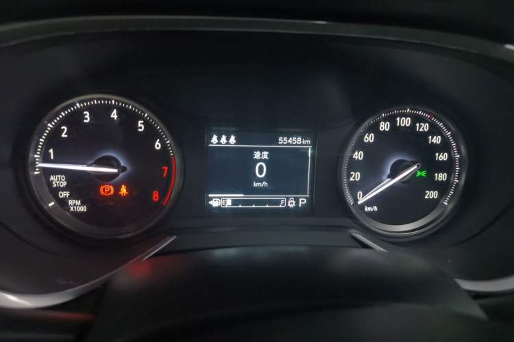 Used Buick Encore 2020 20T CVT Elite Edition Odometer Close Up