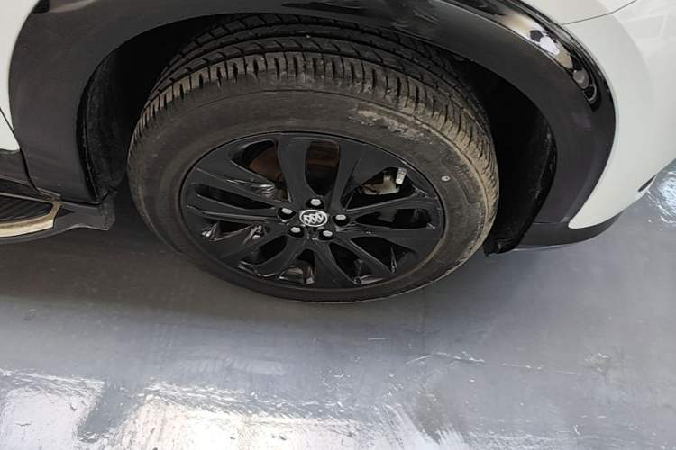 Used Buick Encore 2020 20T CVT Elite Edition Right Front Wheel Hub