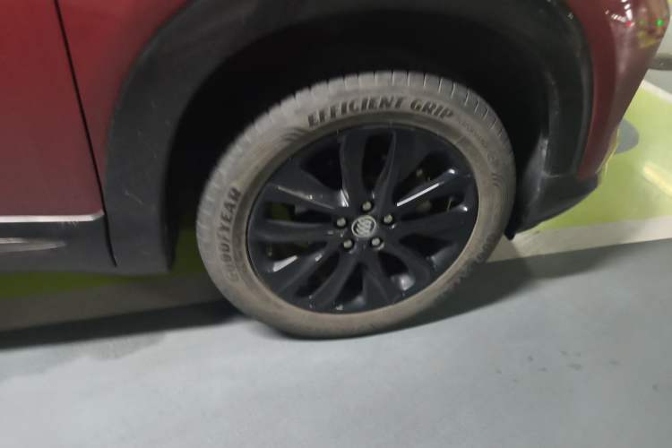 Used Buick Encore 2020 20T CVT Elite Edition Right Front Wheel Hub