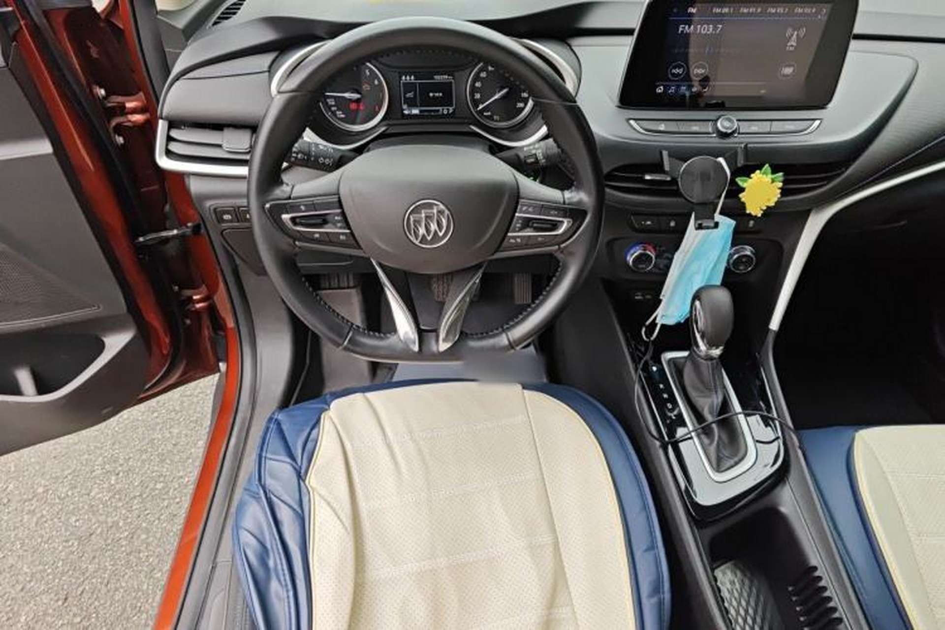 Used Buick Encore 2020 20T CVT Elite Edition Steering Wheel