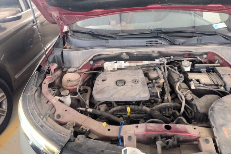Used Buick Encore 2020 20T CVT Luxury Edition Engine Bay Right