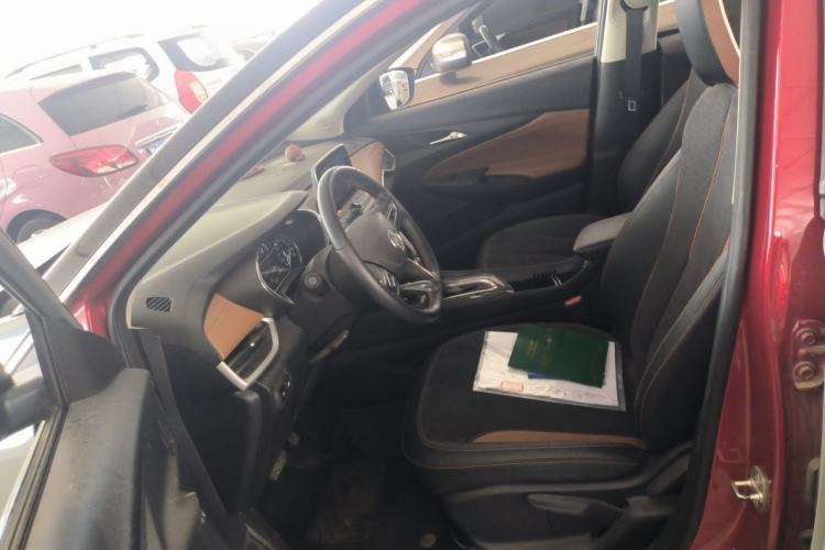 Used Buick Encore 2020 20T CVT Luxury Edition Left Front Seat