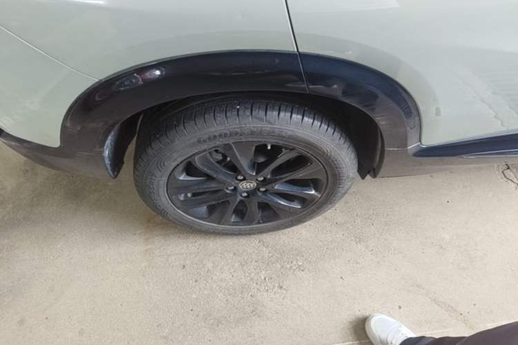 Used Buick Encore 2020 20T CVT Luxury Edition Right Rear Wheel Hub