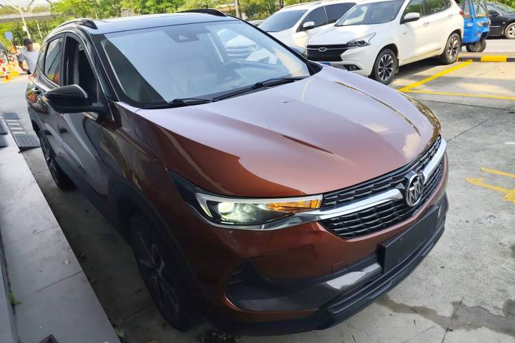 Used Buick Encore 2020 20T CVT Elite Edition Front Right 45 Deg