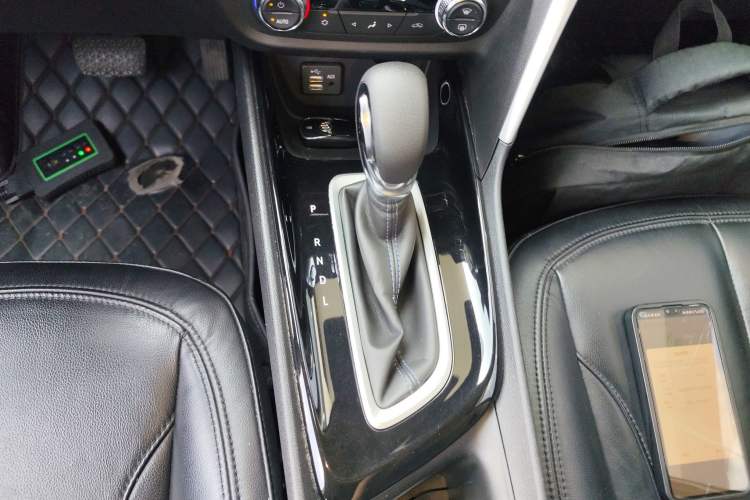 Used Buick Encore 2020 20T CVT Elite Edition Gear Lever
