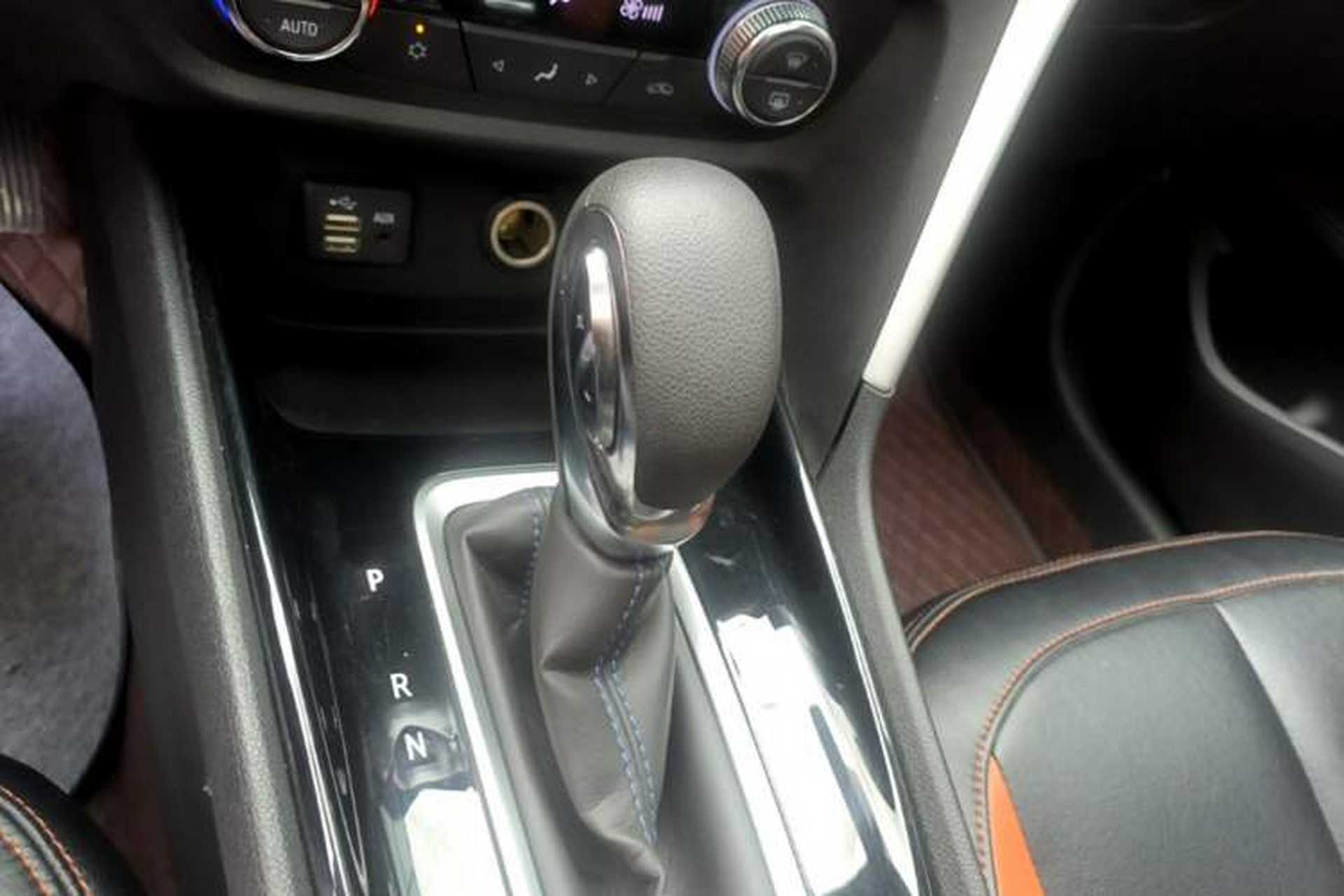 Used Buick Encore 2020 20T CVT Elite Edition Gear Lever