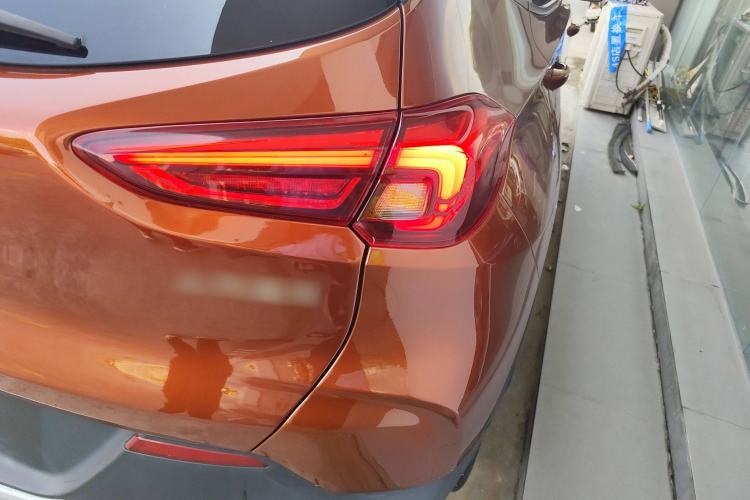 Used Buick Encore 2020 20T CVT Elite Edition Right Rear Taillight