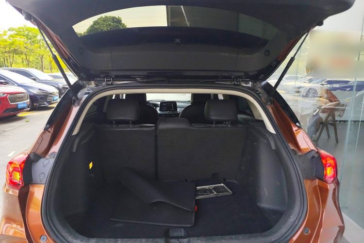 Used Buick Encore 2020 20T CVT Elite Edition Trunk