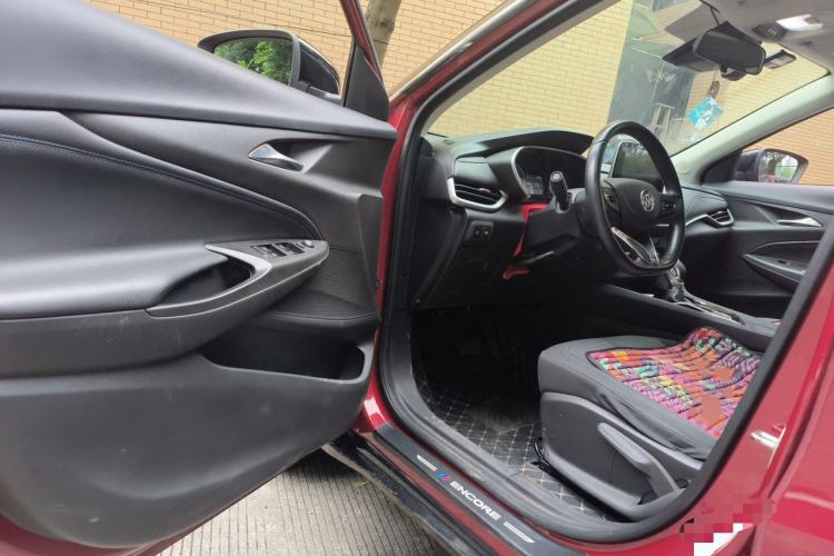 Used Buick Encore 2020 20T CVT Elite Edition Driver Seat