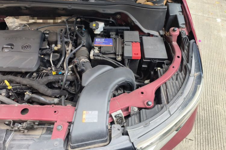 Used Buick Encore 2020 20T CVT Elite Edition Engine Bay Left