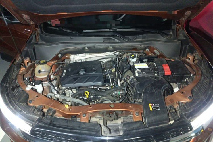 Used Buick Encore 2020 20T CVT Elite Edition Engine Bay