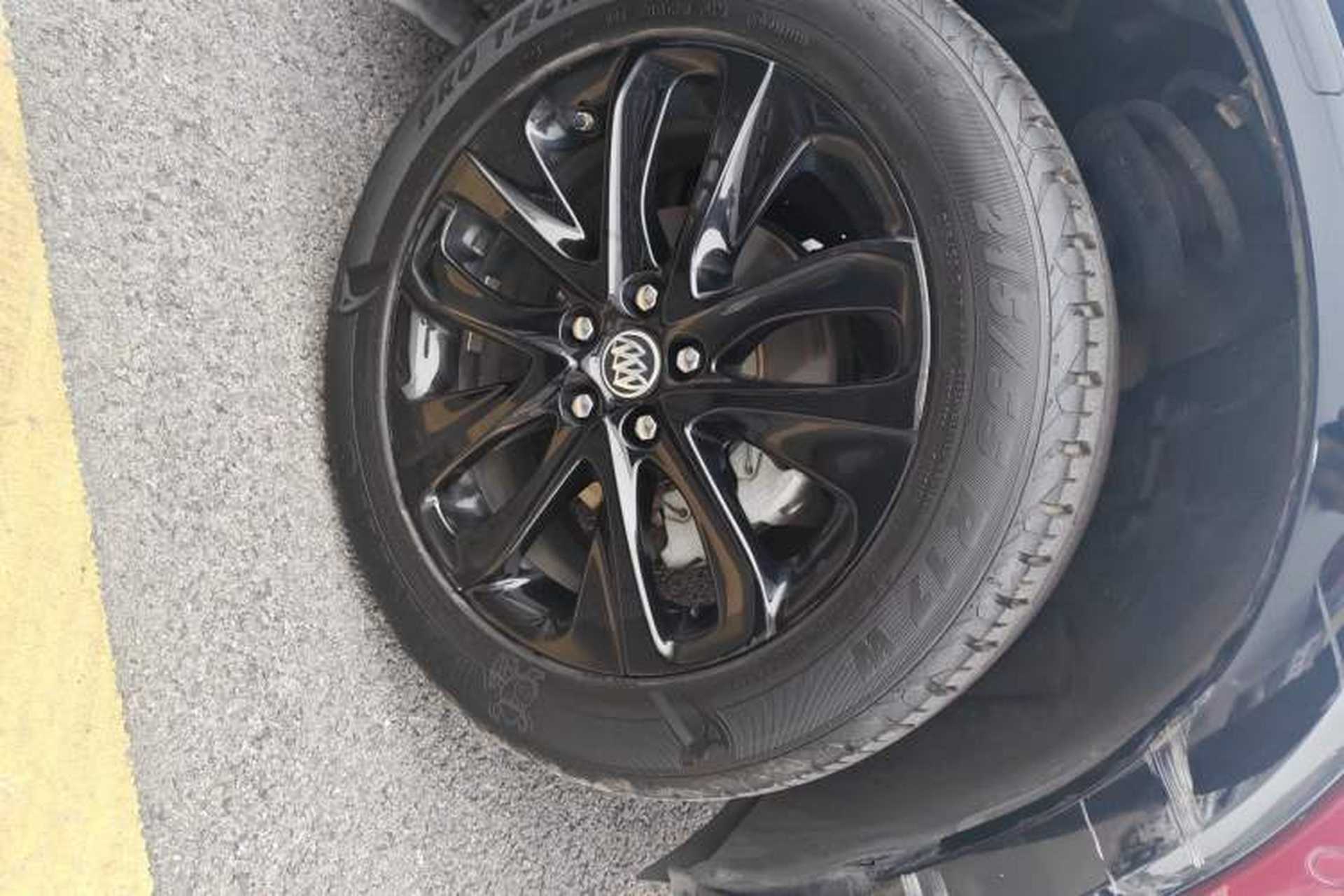 Used Buick Encore 2020 20T CVT Luxury Edition Right Front Wheel Hub