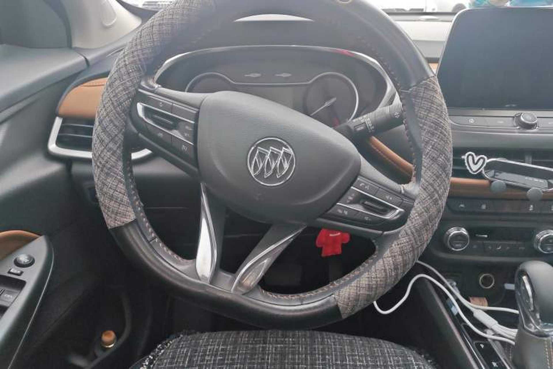 Used Buick Encore 2020 20T CVT Luxury Edition Steering Wheel