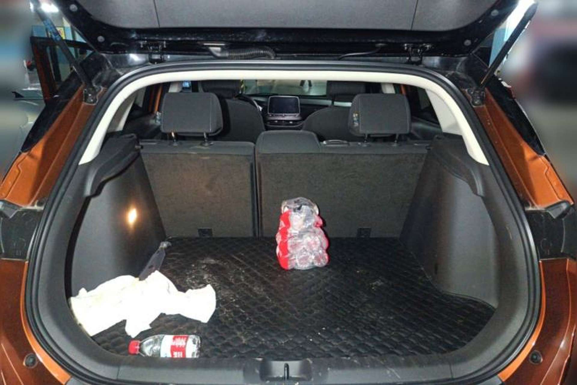 Used Buick Encore 2020 20T CVT Elite Edition Trunk