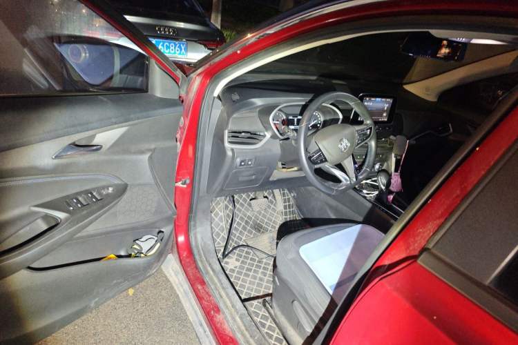 Used Buick Encore 2020 20T CVT Elite Edition Driver Seat
