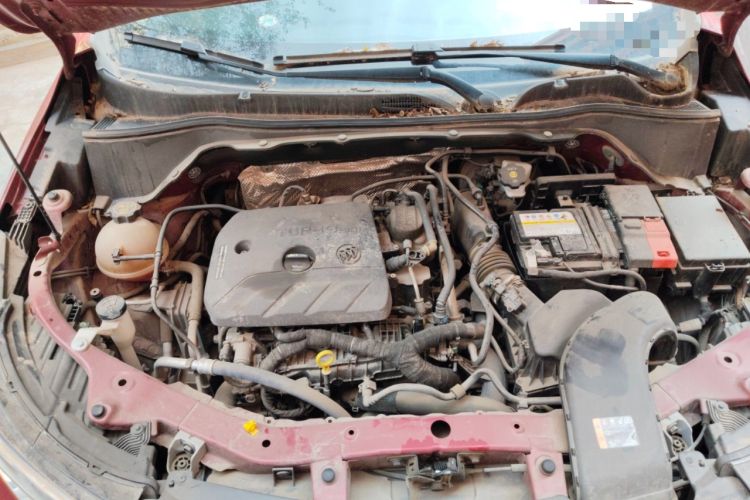 Used Buick Encore 2020 20T CVT Luxury Edition Engine Bay