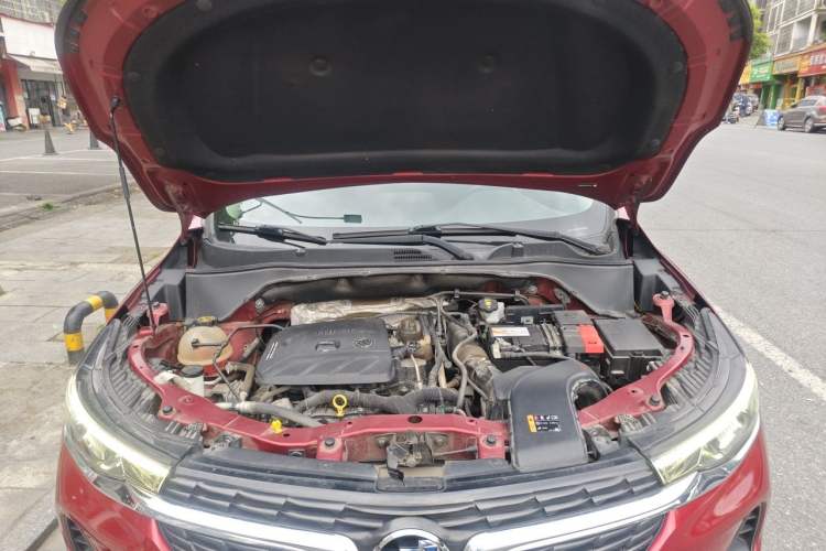 Used Buick Encore 2020 20T CVT Elite Edition Engine Bay