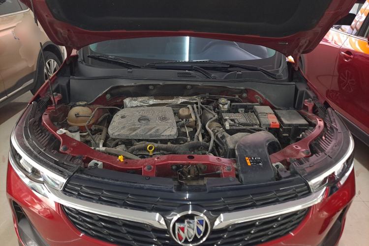 Used Buick Encore 2020 20T CVT Elite Edition Engine Bay