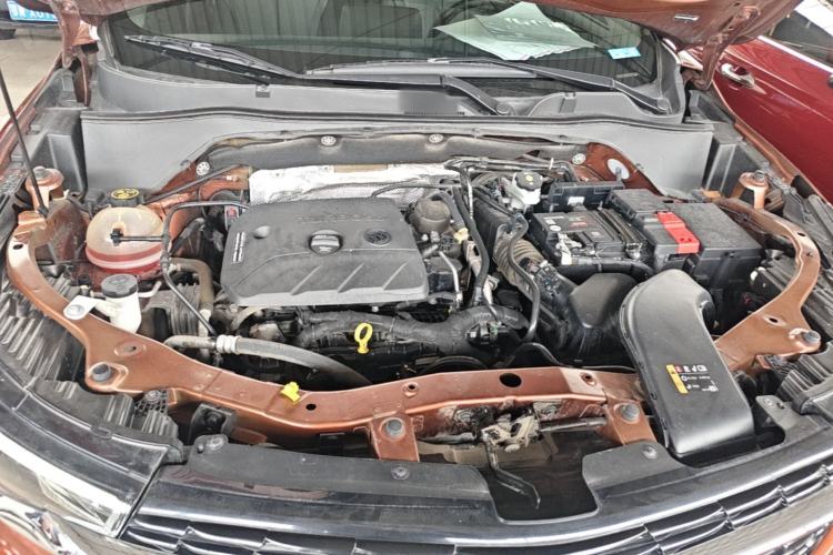 Used Buick Encore 2020 20T CVT Elite Edition Engine Bay