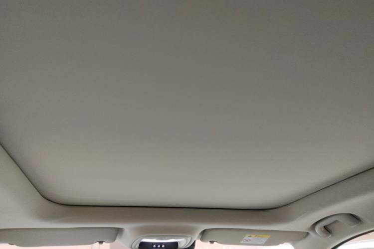 Used Buick Encore 2020 20T CVT Luxury Edition Headliner