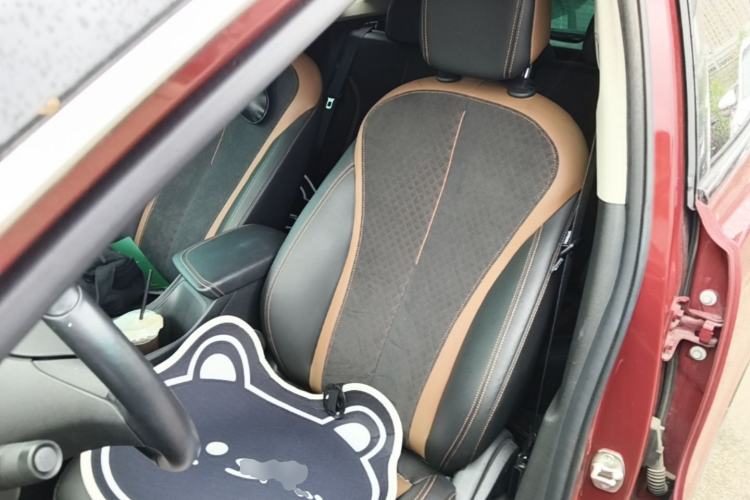 Used Buick Encore 2020 20T CVT Luxury Edition Left Front Seat
