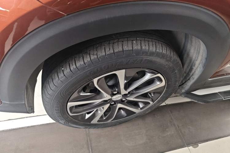 Used Buick Encore 2020 20T CVT Elite Edition Left Front Wheel Hub