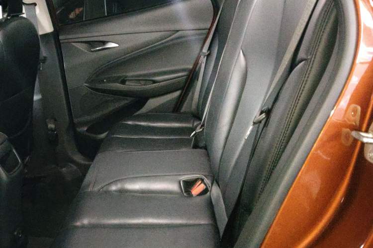 Used Buick Encore 2020 20T CVT Elite Edition Left Rear Seat