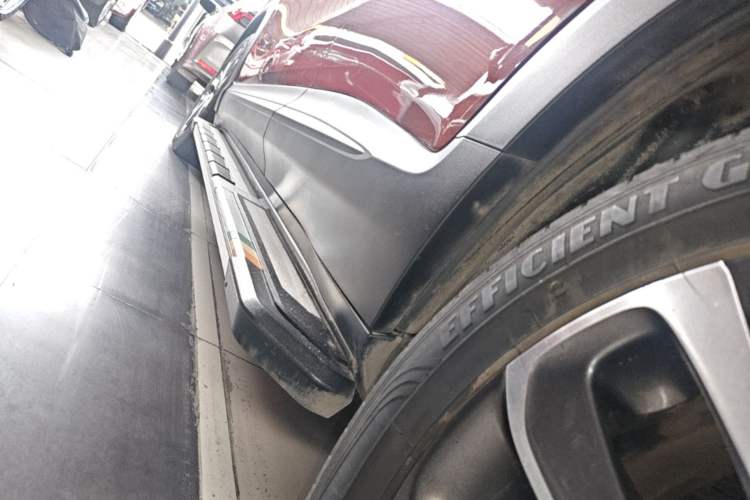 Used Buick Encore 2020 20T CVT Elite Edition Left Side Sill