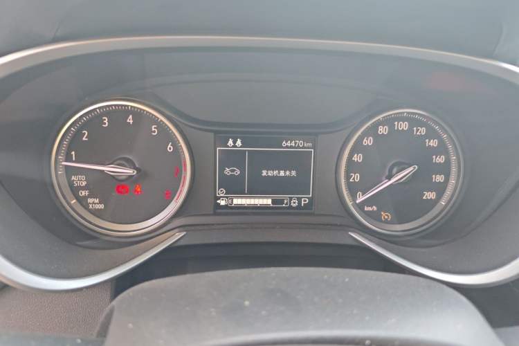 Used Buick Encore 2020 20T CVT Elite Edition Odometer Close Up