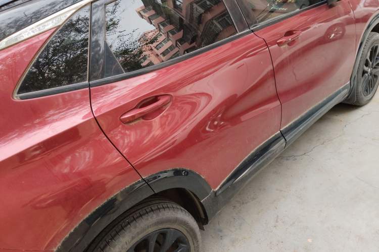 Used Buick Encore 2020 20T CVT Luxury Edition Rear Right 45 Deg