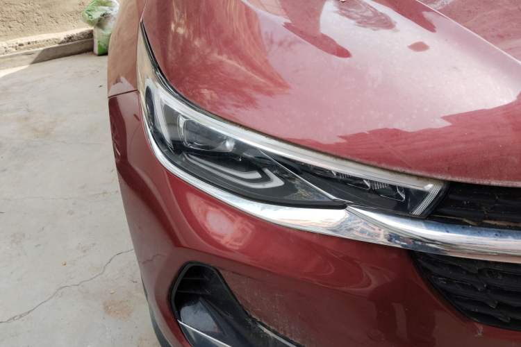 Used Buick Encore 2020 20T CVT Luxury Edition Right Front Headlight
