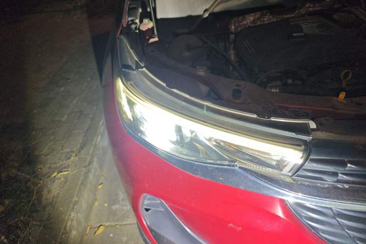 Used Buick Encore 2020 20T CVT Elite Edition Right Front Headlight