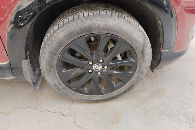 Used Buick Encore 2020 20T CVT Luxury Edition Right Front Wheel Hub
