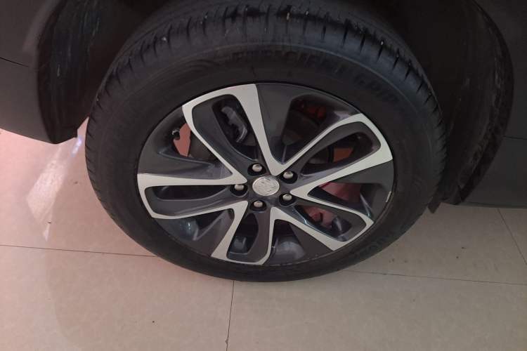 Used Buick Encore 2020 20T CVT Elite Edition Right Rear Wheel Hub