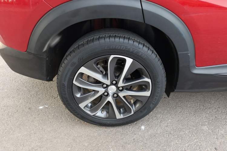 Used Buick Encore 2020 20T CVT Elite Edition Right Rear Wheel Hub