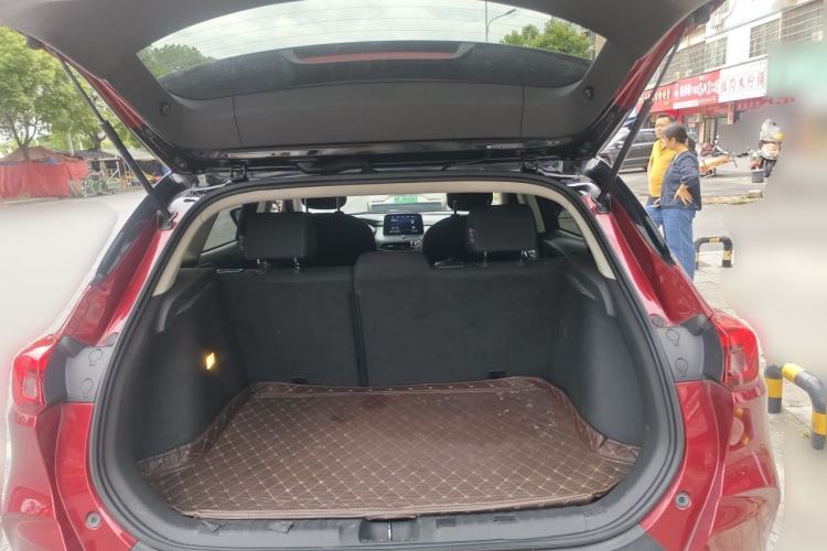 Used Buick Encore 2020 20T CVT Elite Edition Trunk
