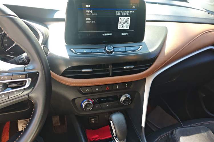 Used Buick Encore 2020 20T CVT Luxury Edition Audio And AC Panel