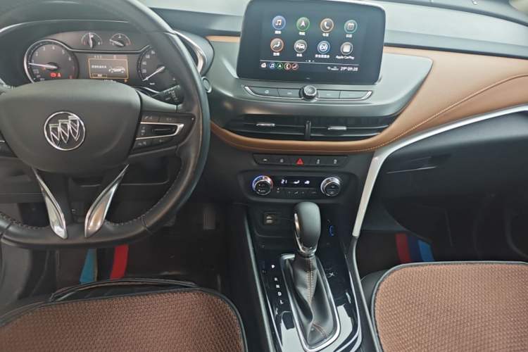 Used Buick Encore 2020 20T CVT Luxury Edition Audio And AC Panel