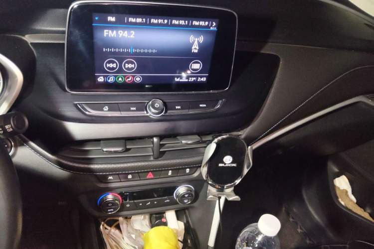 Used Buick Encore 2020 20T CVT Elite Edition Audio And AC Panel