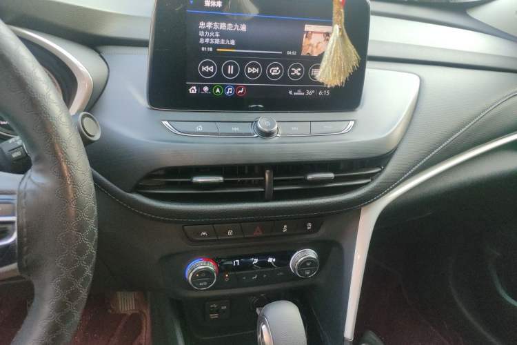 Used Buick Encore 2020 20T CVT Elite Edition Audio And AC Panel