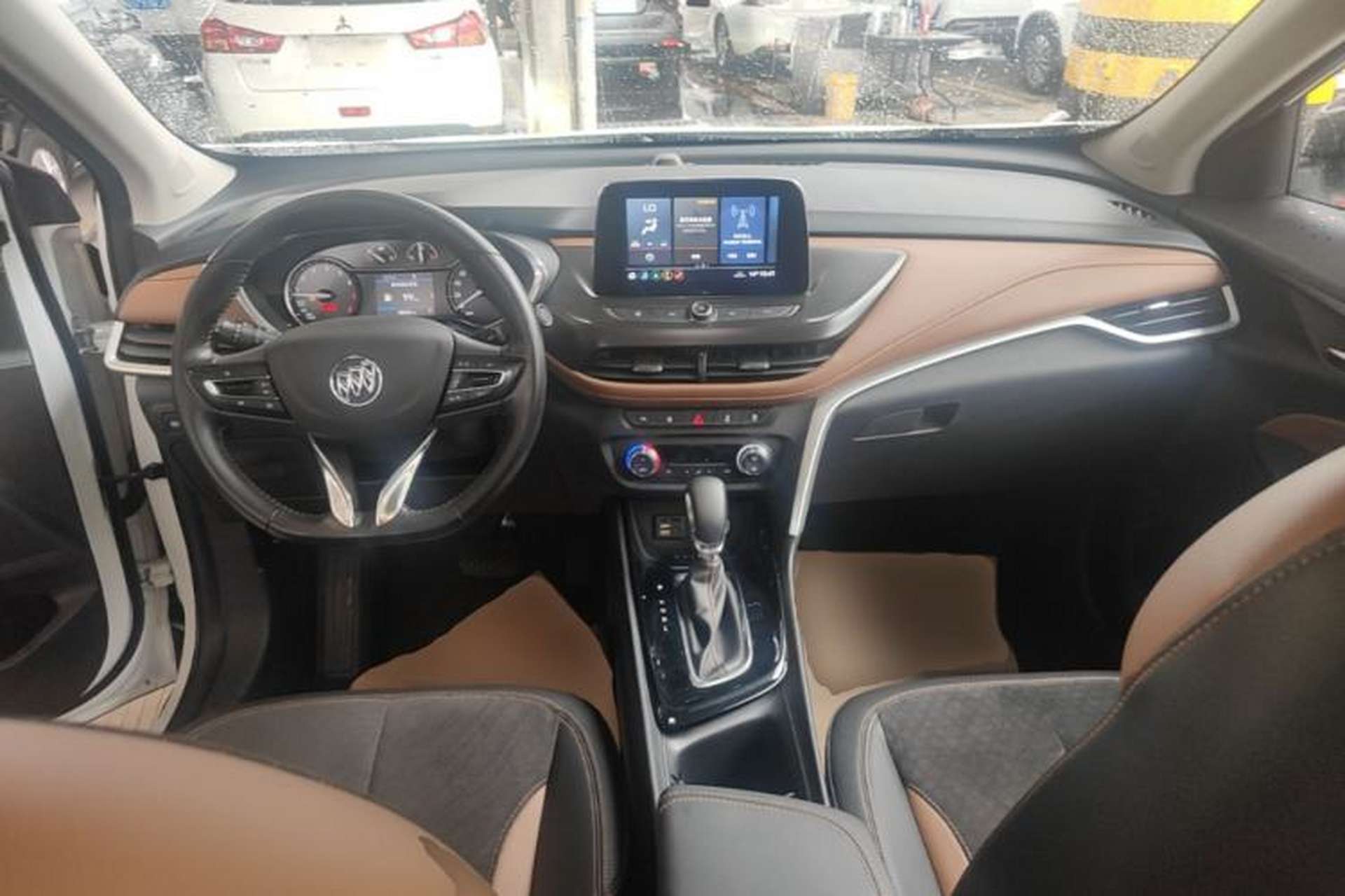 Used Buick Encore 2020 20T CVT Luxury Edition Center Console